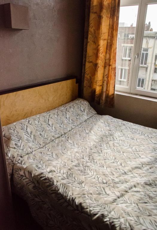 Hotel Coq Hardi Lille Zimmer foto